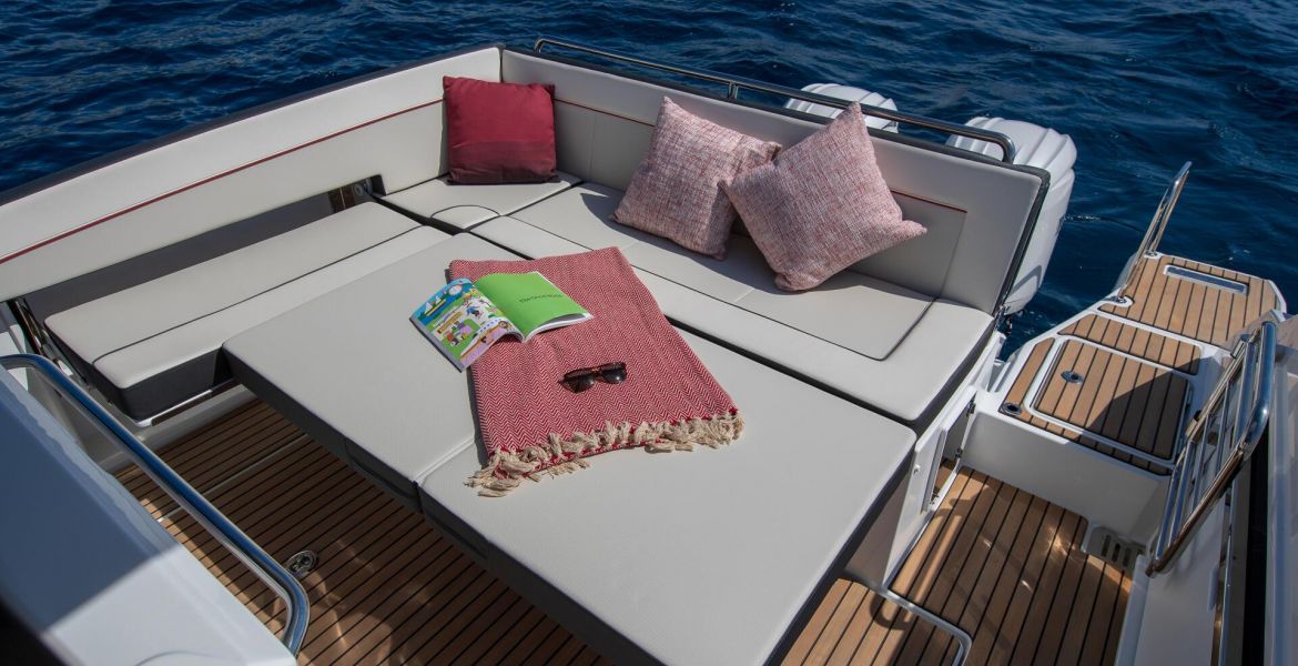 Jeanneau 9.0 WA Serie2