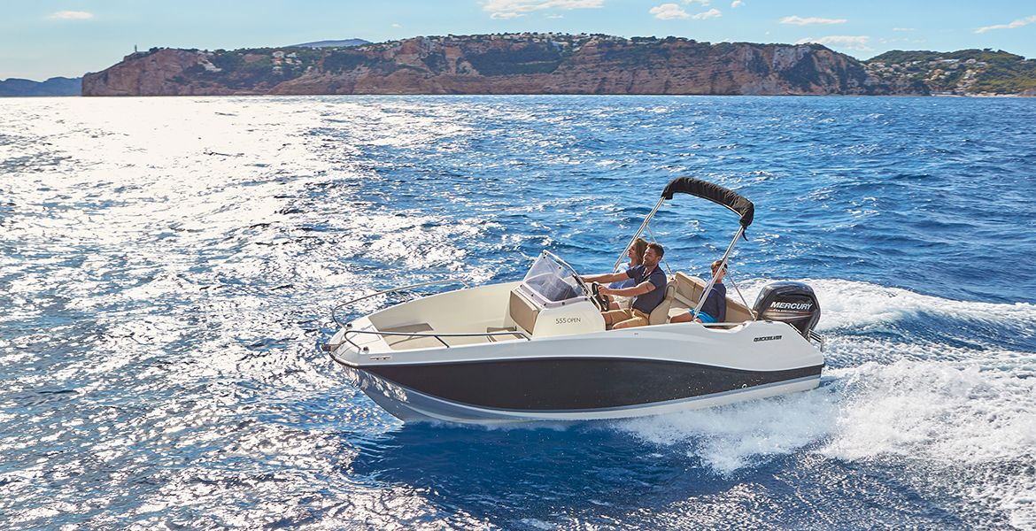 Quicksilver Activ 555 Open