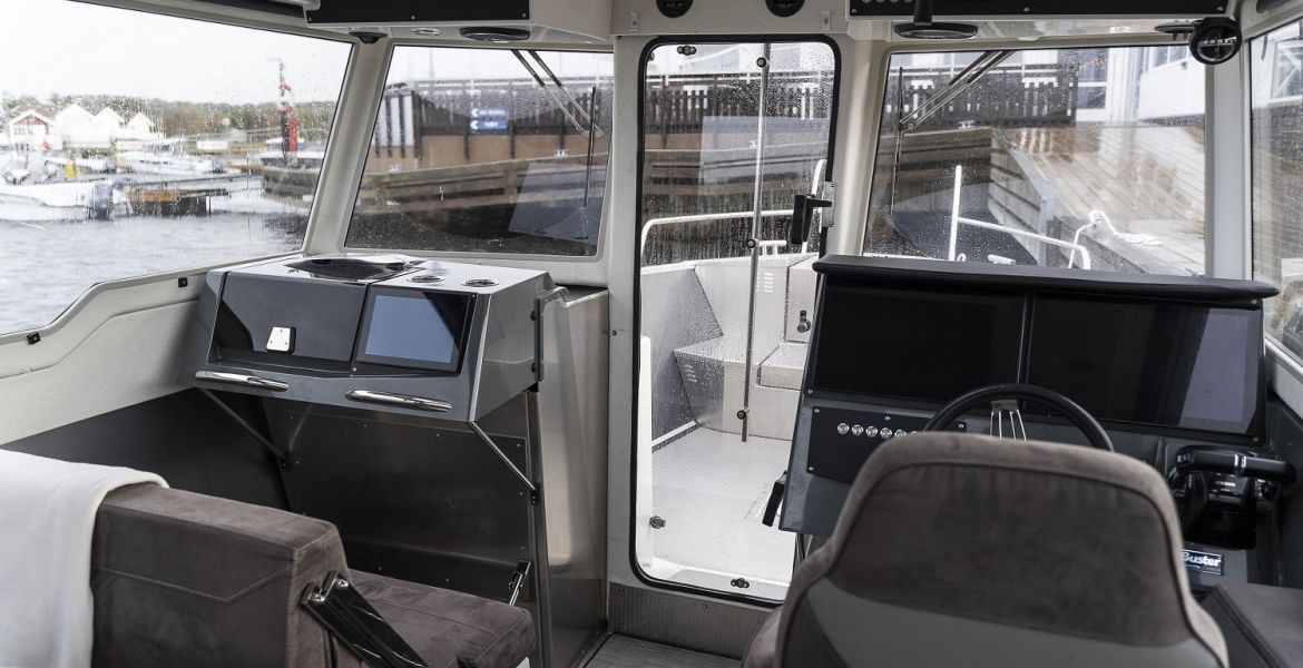 Buster Phantom Cabin