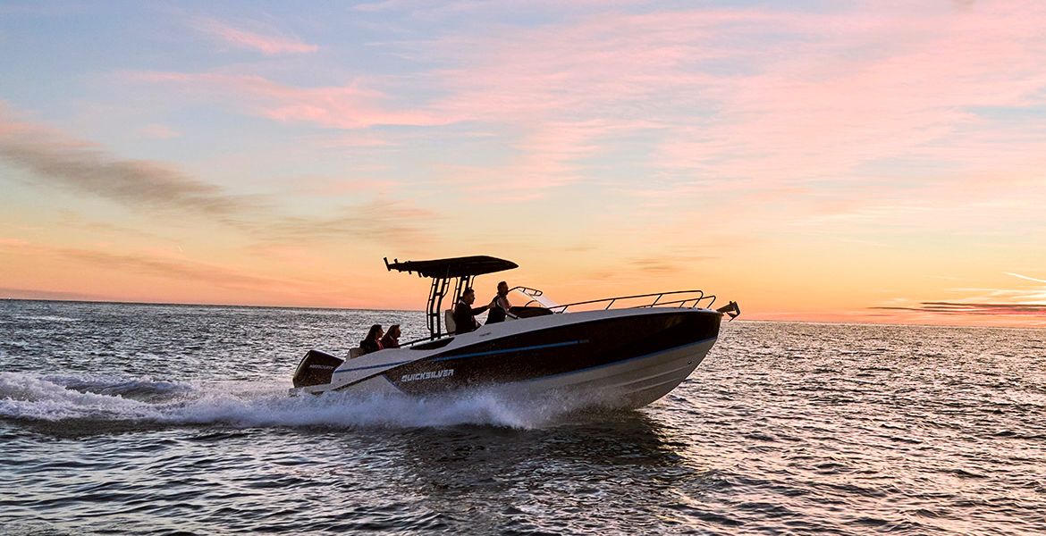 Quicksilver Activ 805 Open