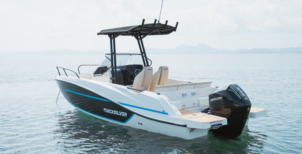 Quicksilver Activ 705 Open