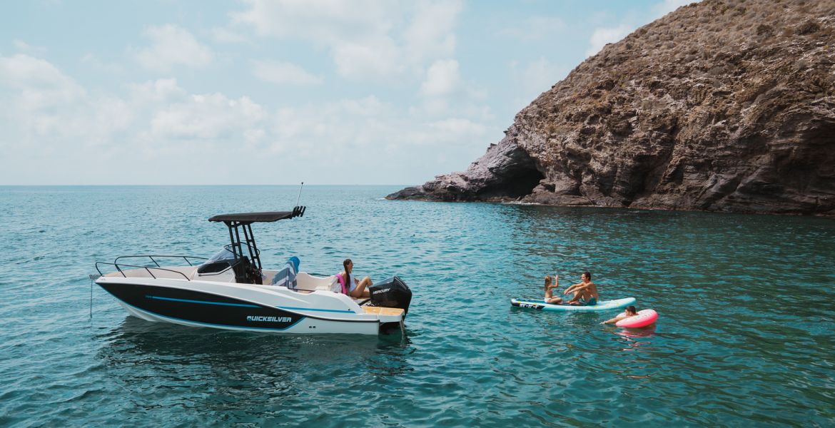 Quicksilver Activ 705 Open