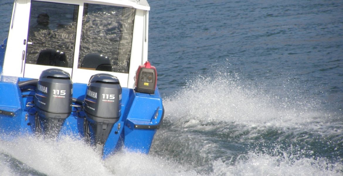 GFK-Arbeitsboote