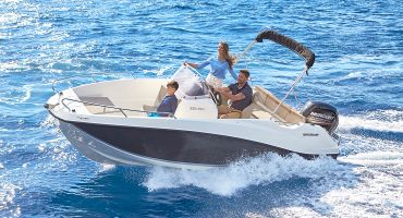 Quicksilver Activ 555 Open
