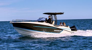 Quicksilver Activ 805 Open